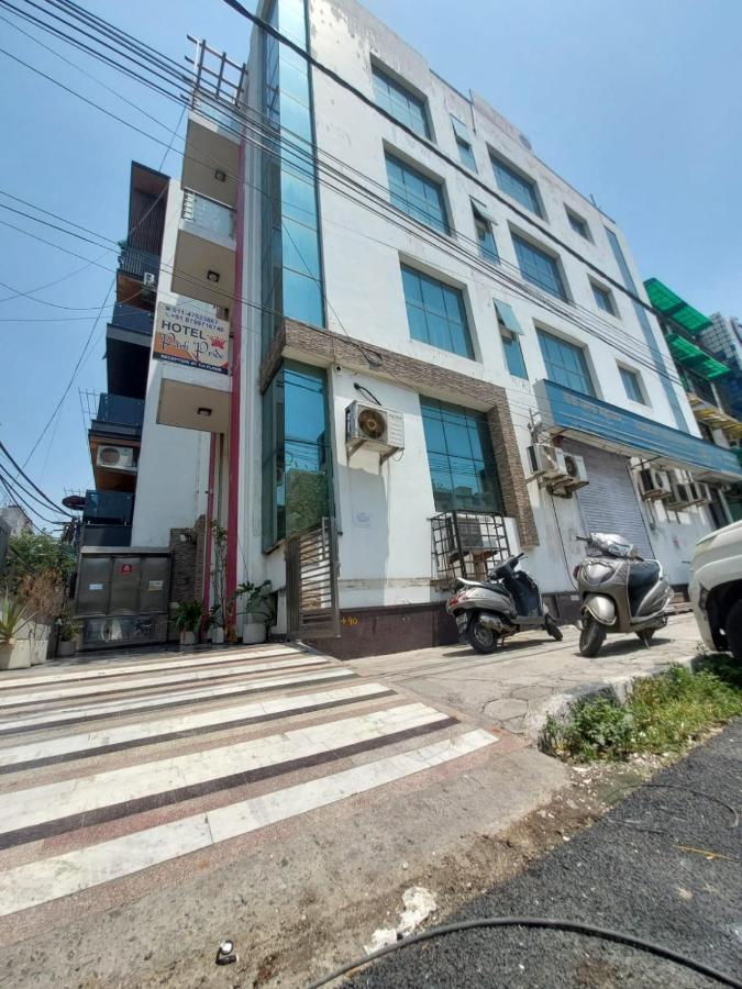 Hotel Park Pride Pitampura New Delhi, Couple Friendly Esterno foto