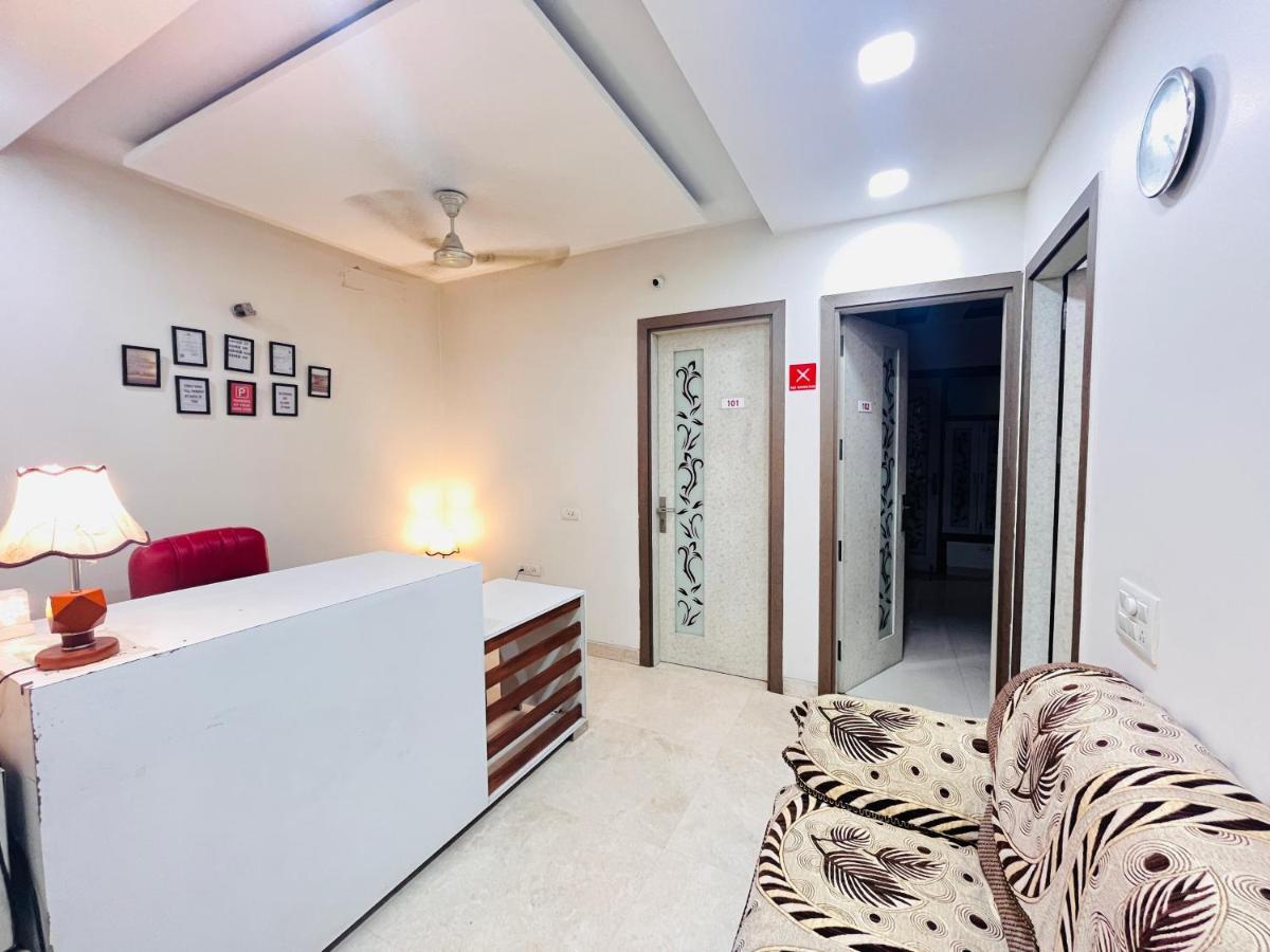 Hotel Park Pride Pitampura New Delhi, Couple Friendly Esterno foto