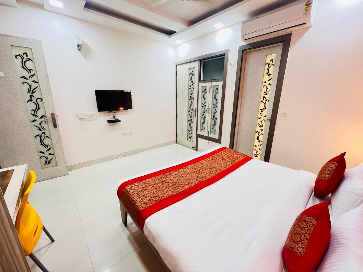 Hotel Park Pride Pitampura New Delhi, Couple Friendly Esterno foto