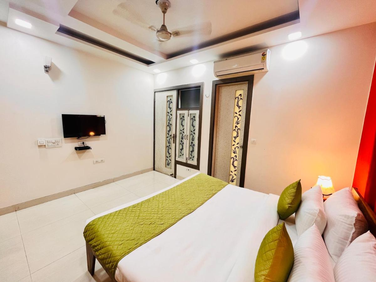 Hotel Park Pride Pitampura New Delhi, Couple Friendly Esterno foto