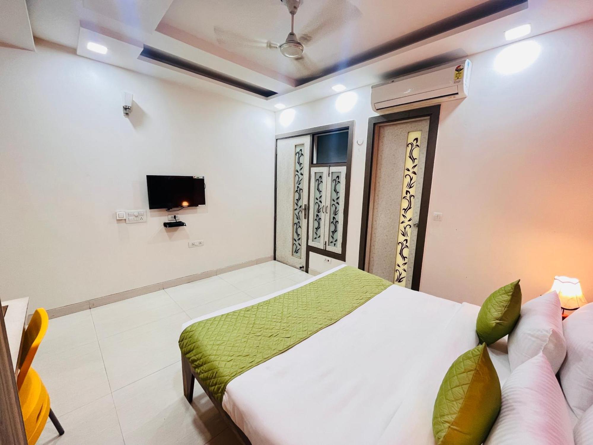 Hotel Park Pride Pitampura New Delhi, Couple Friendly Esterno foto